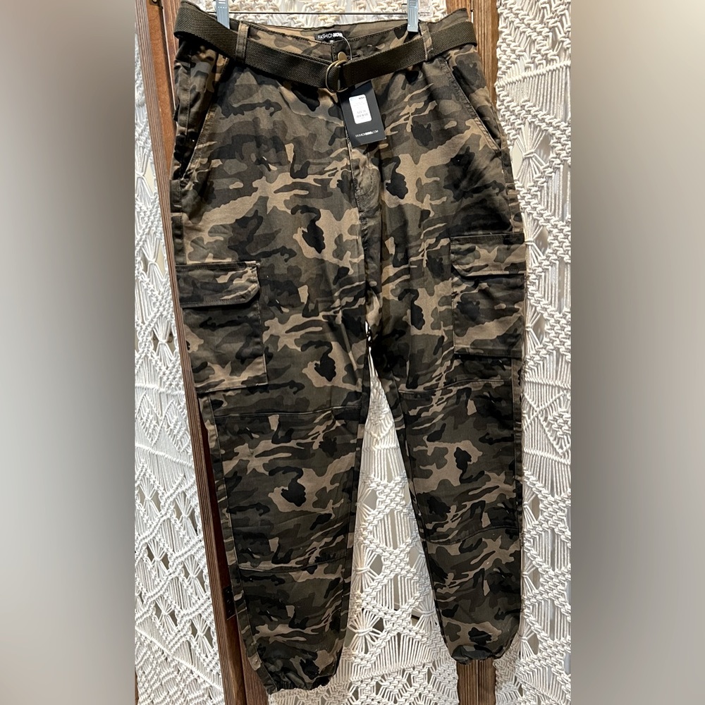 NWT Fashion Nova Camo Joggers Size 2X